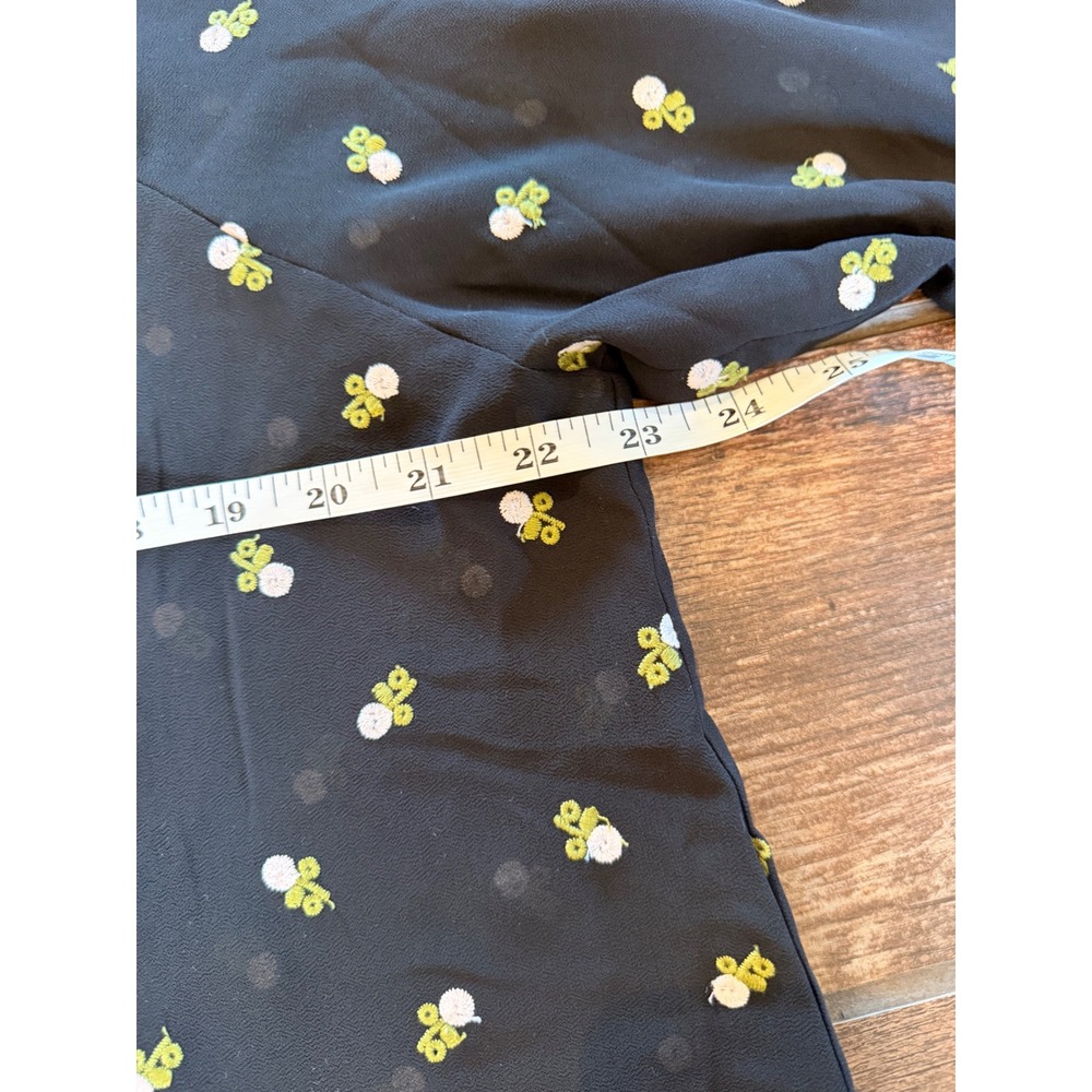 BUNDLE: Cabi Sheer Black Blouses - Picture 8 of 16